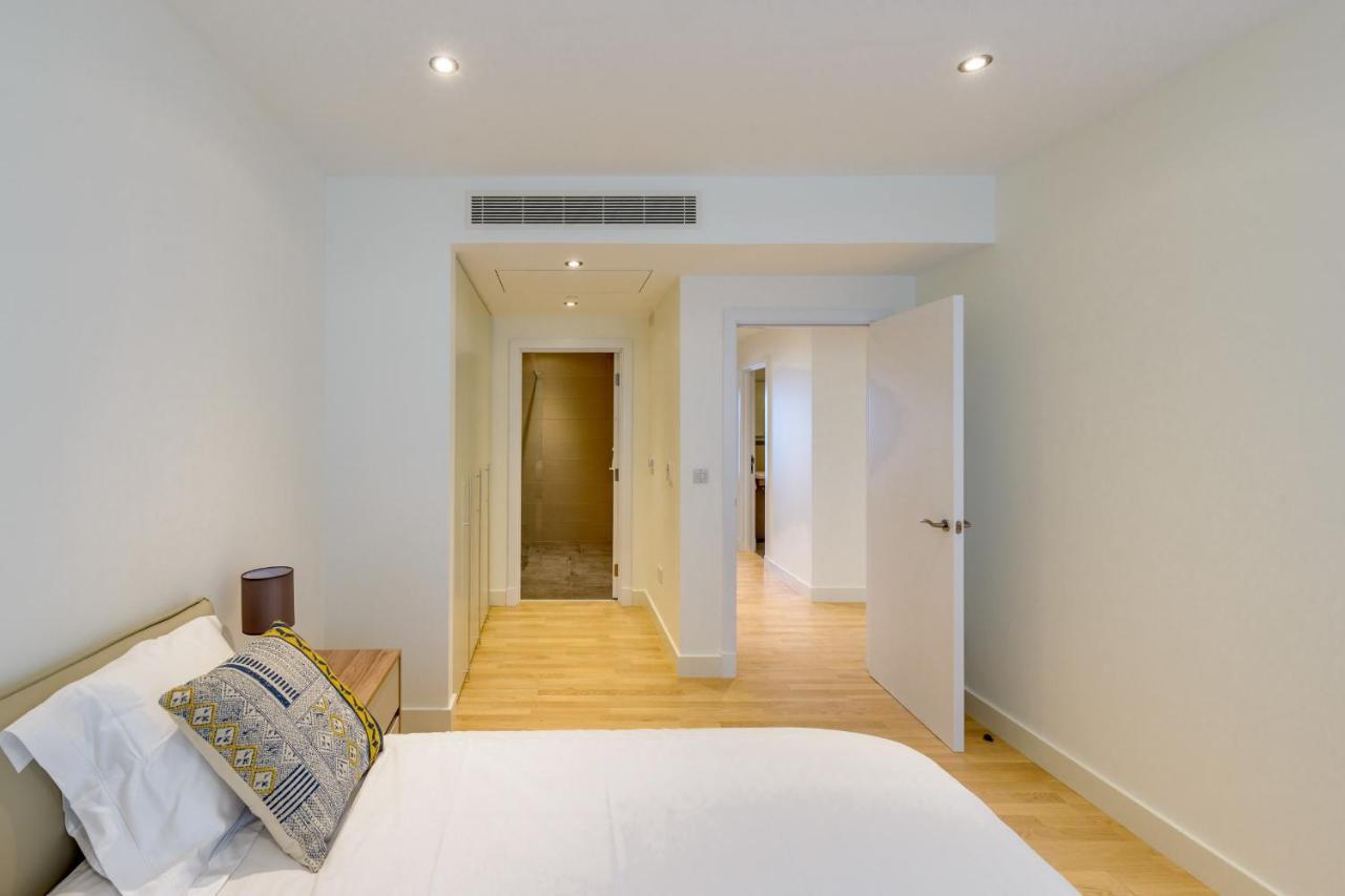 Luxury Modern Apartment With Exceptional Views! Hosted By Sweetstay Gibraltar Exterior foto