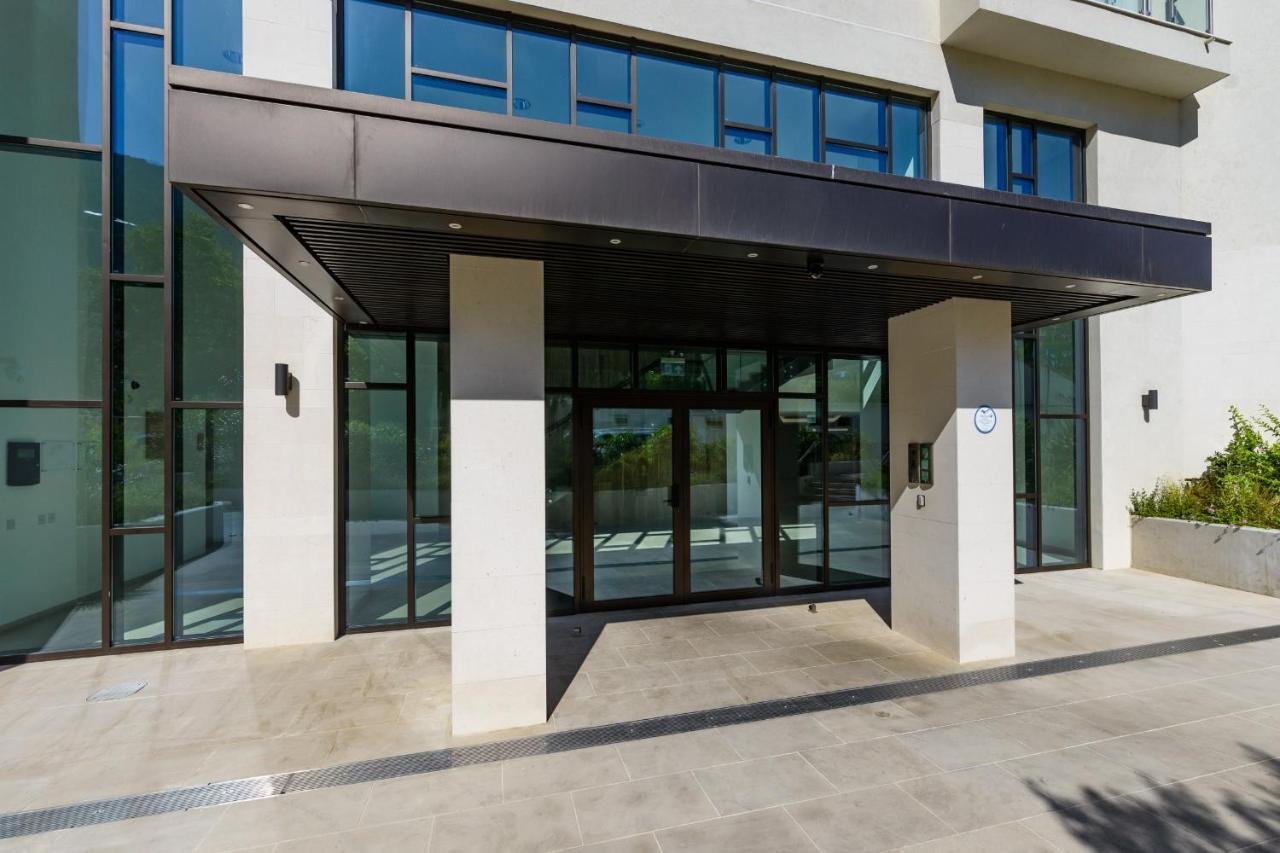 Luxury Modern Apartment With Exceptional Views! Hosted By Sweetstay Gibraltar Exterior foto