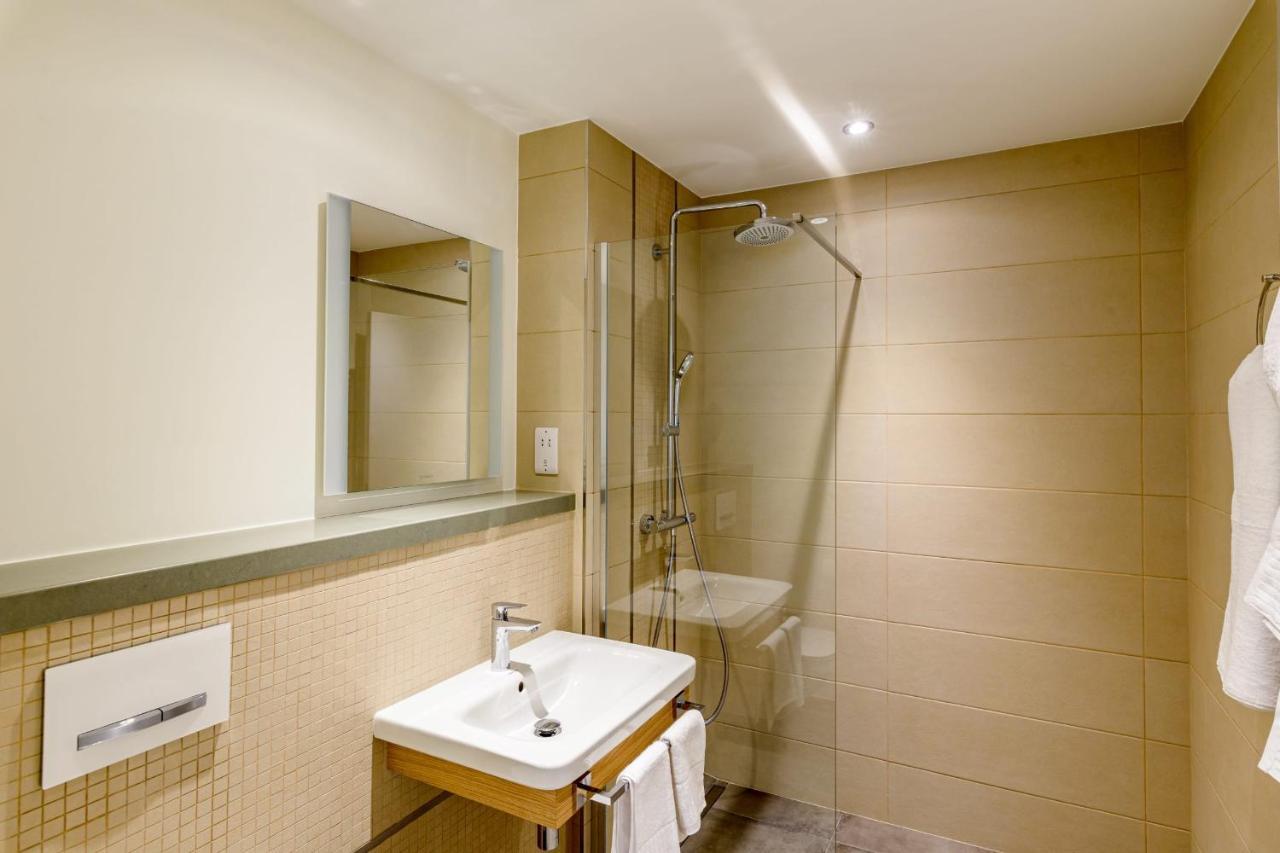 Luxury Modern Apartment With Exceptional Views! Hosted By Sweetstay Gibraltar Exterior foto