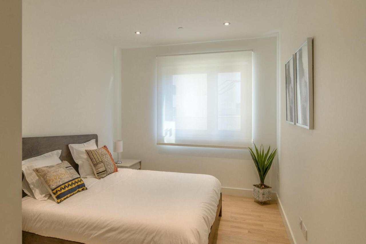 Luxury Modern Apartment With Exceptional Views! Hosted By Sweetstay Gibraltar Exterior foto